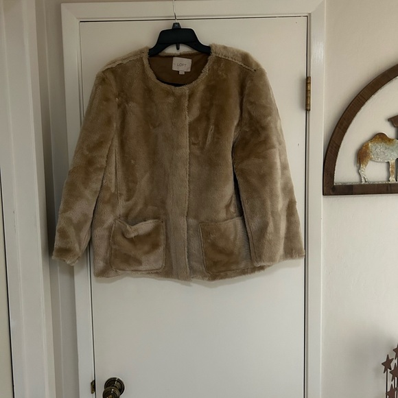 Loft faux fur short jacket. - Picture 3 of 3